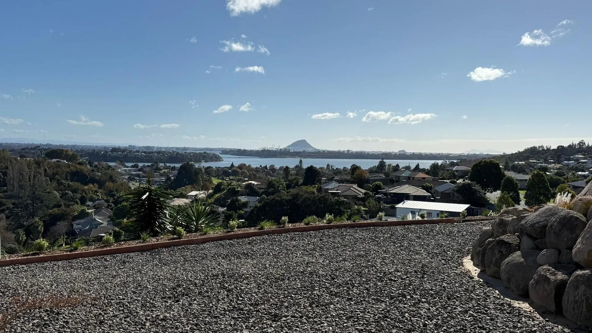 Bright & Fresh With Great Views Apartment Tauranga New Zealand